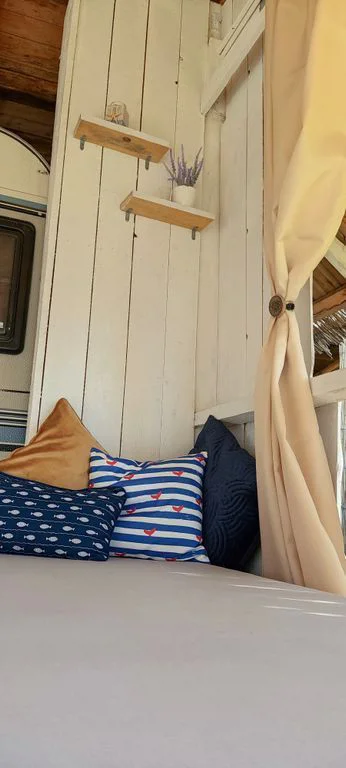 Каравана - В’Ариел/V’Ariell