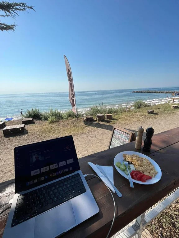 ccf2ec25-b33d-4f23-8b7d-f8e05debd844