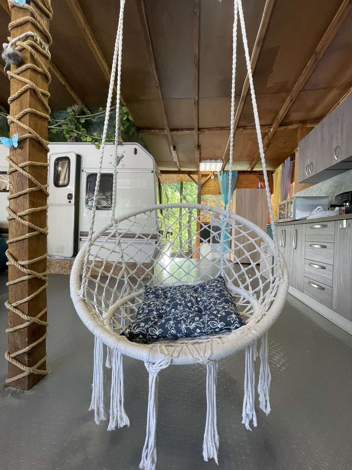 Каравана - Зара 12