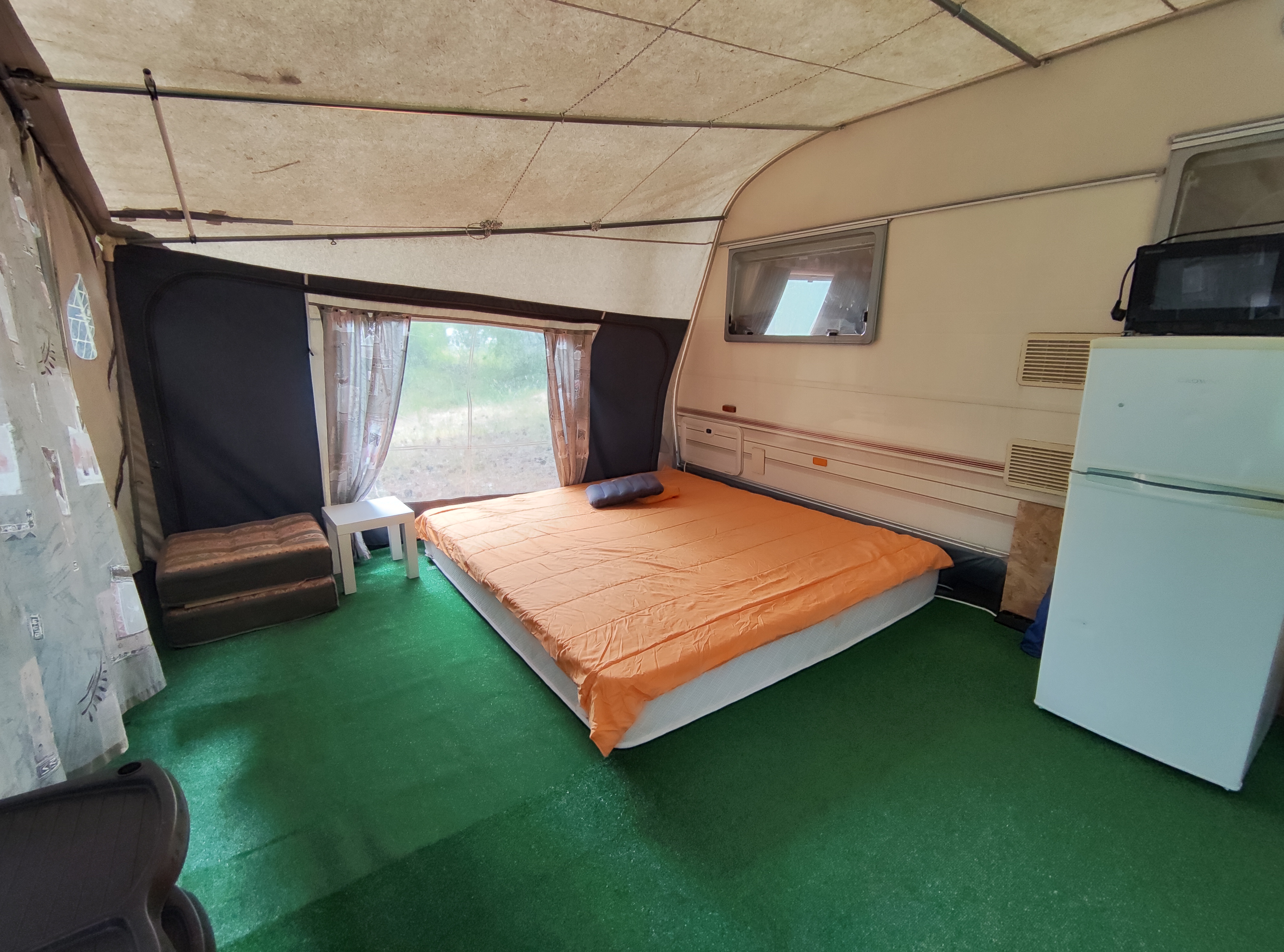 Каравана - Лято Безкрай на Offshore Camp – Градина